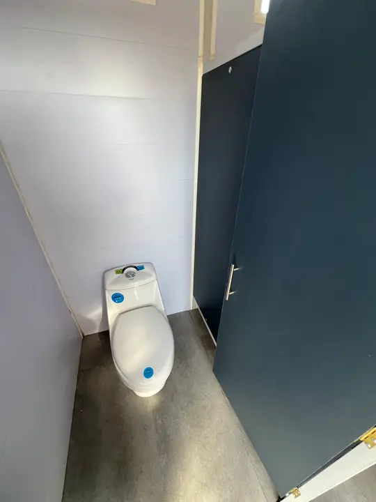 Baños de 20 pies, foto 21