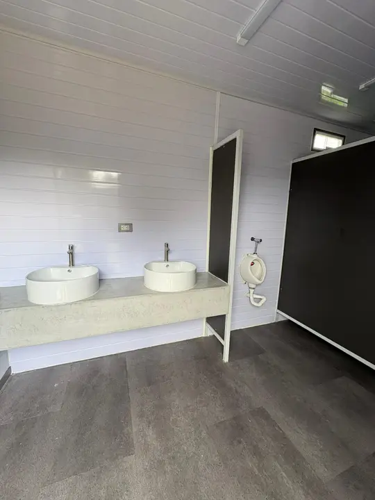 Baños mixtos de 40 pies, foto 1